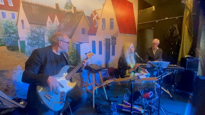 Jazz'n Tales